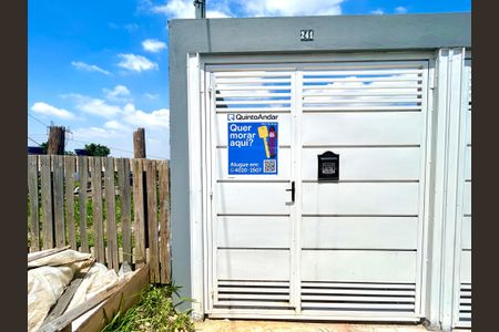 Casa para alugar com 65m², 2 quartos e 1 vagaPlaca instalada na fachada do imóvel 