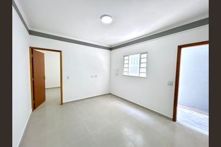 Sala de casa para alugar com 2 quartos, 65m² em Parque Mikail, Guarulhos