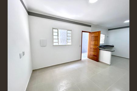 Sala de casa para alugar com 2 quartos, 65m² em Parque Mikail, Guarulhos
