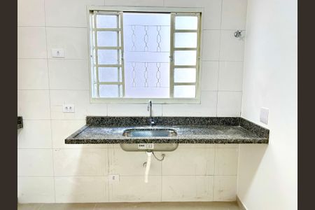 Casa para alugar com 65m², 2 quartos e 1 vagaCozinha