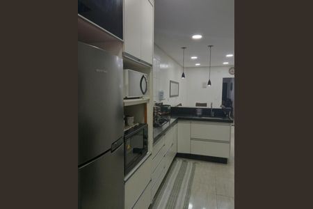 Casa à venda com 104m², 2 quartos e 1 vaga Casa à venda com 104m², 2 quartos e 1 vagaCozinha