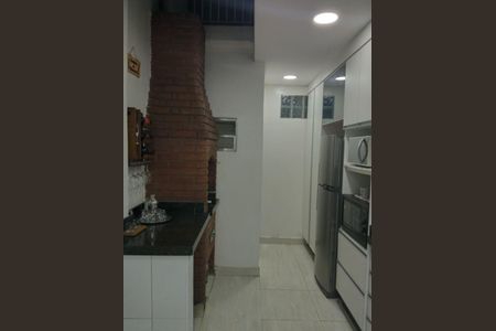 Casa à venda com 104m², 2 quartos e 1 vaga Casa à venda com 104m², 2 quartos e 1 vagaCozinha