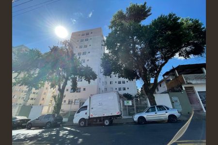 Apartamento para alugar com 42m², 2 quartos e sem vagaFachada