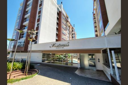 Apartamento para alugar com 76m², 2 quartos e 2 vagasFachada e portaria