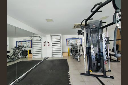 Apartamento para alugar com 76m², 2 quartos e 2 vagasÁrea comum - Academia