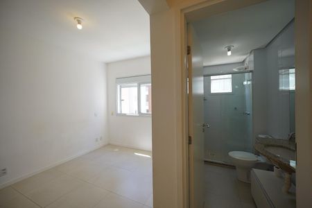Apartamento para alugar com 76m², 2 quartos e 2 vagasSuite