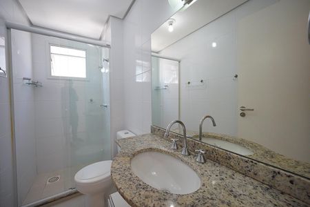 Apartamento para alugar com 76m², 2 quartos e 2 vagasBanheiro da Suíte