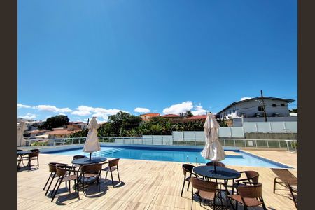 Apartamento para alugar com 76m², 2 quartos e 2 vagasÁrea comum - Piscina