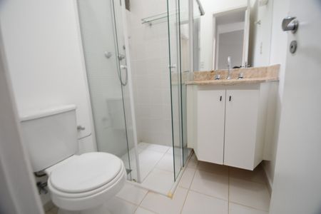 Casa de condomínio à venda com 148m², 3 quartos e 2 vagasBanheiro Social