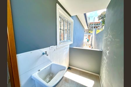 Casa para alugar com 65m², 2 quartos e 1 vagaÁrea de Serviço