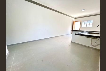 Casa para alugar com 65m², 2 quartos e 1 vagaCozinha