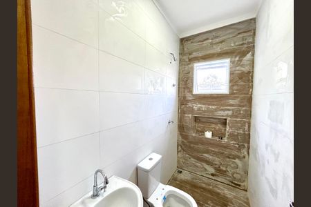 Casa para alugar com 65m², 2 quartos e 1 vagaBanheiro 