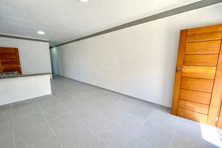 Sala de casa para alugar com 2 quartos, 65m² em Parque Mikail, Guarulhos