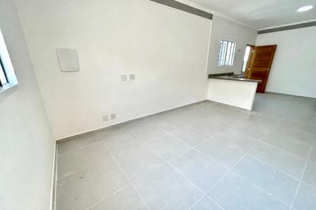 Sala de casa para alugar com 2 quartos, 65m² em Parque Mikail, Guarulhos