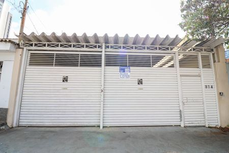Casa para alugar com 400m², 4 quartos e 6 vagasFachada