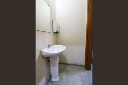 Casa para alugar com 400m², 4 quartos e 6 vagasLavabo