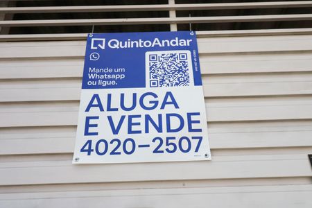 Casa para alugar com 400m², 4 quartos e 6 vagasPlaca