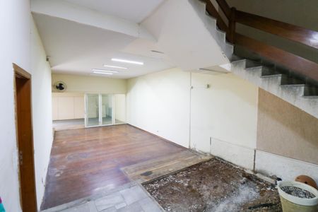 Sala de casa para alugar com 4 quartos, 400m² em Vila Cordeiro, São Paulo