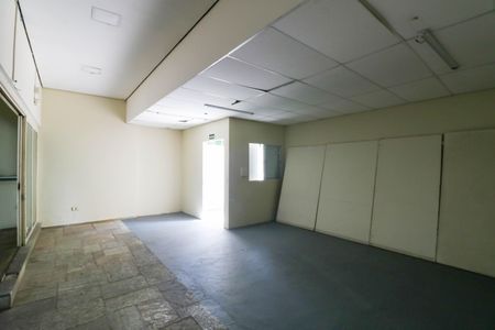 Casa para alugar com 400m², 4 quartos e 6 vagasSala