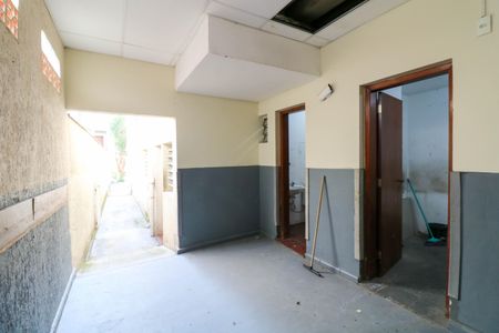 Casa para alugar com 400m², 4 quartos e 6 vagasQuintal