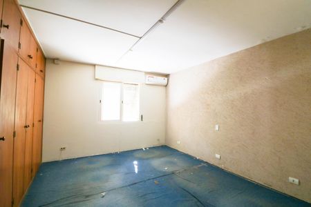 Casa para alugar com 400m², 4 quartos e 6 vagasSuíte
