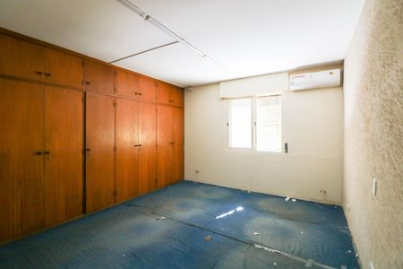 Casa para alugar com 400m², 4 quartos e 6 vagasSuíte