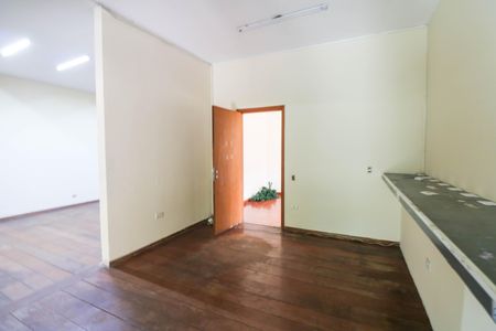 Casa para alugar com 400m², 4 quartos e 6 vagasSala