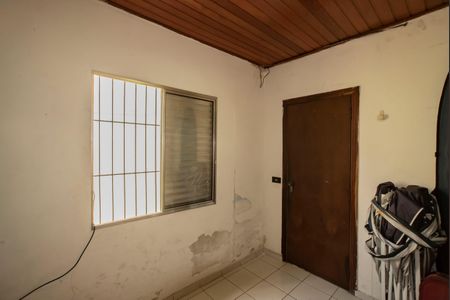 Casa à venda com 165m², 4 quartos e 2 vagasQuarto 1