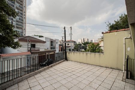 Casa à venda com 165m², 4 quartos e 2 vagasVaranda frontal