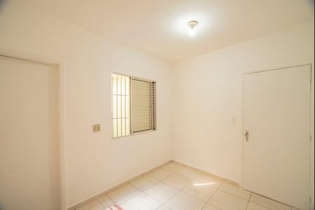 Casa à venda com 165m², 4 quartos e 2 vagasSuíte