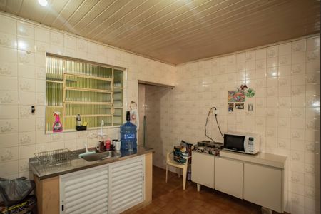 Casa à venda com 165m², 4 quartos e 2 vagasCasa 2 - Cozinha