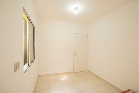 Casa à venda com 165m², 4 quartos e 2 vagasSuíte