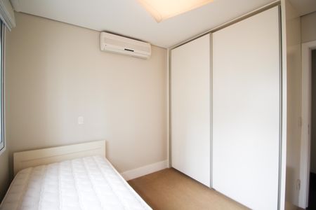 Apartamento à venda com 168m², 2 quartos e 3 vagas Apartamento à venda com 168m², 2 quartos e 3 vagasSuíte 2