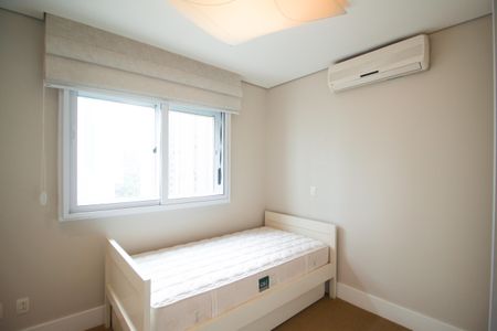 Apartamento à venda com 168m², 2 quartos e 3 vagas Apartamento à venda com 168m², 2 quartos e 3 vagasSuíte 2