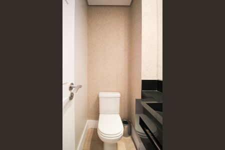 Apartamento à venda com 168m², 2 quartos e 3 vagas Apartamento à venda com 168m², 2 quartos e 3 vagasLavabo