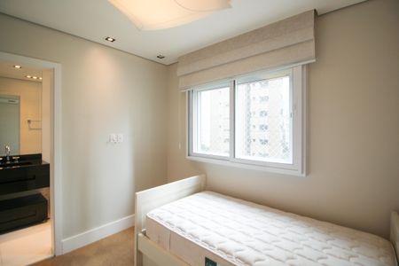 Apartamento à venda com 168m², 2 quartos e 3 vagas Apartamento à venda com 168m², 2 quartos e 3 vagasSuíte 2