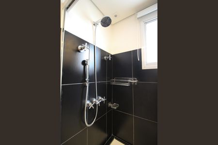 Apartamento à venda com 168m², 2 quartos e 3 vagas Apartamento à venda com 168m², 2 quartos e 3 vagasBanheiro 1 da Suíte 1