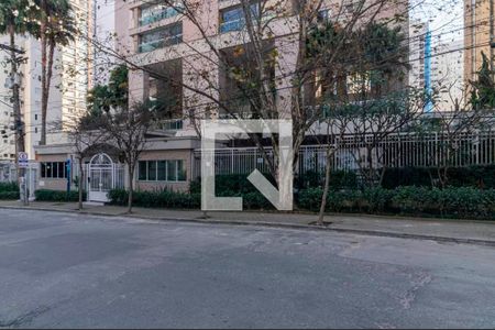 Apartamento à venda com 168m², 2 quartos e 3 vagas Apartamento à venda com 168m², 2 quartos e 3 vagasFachada