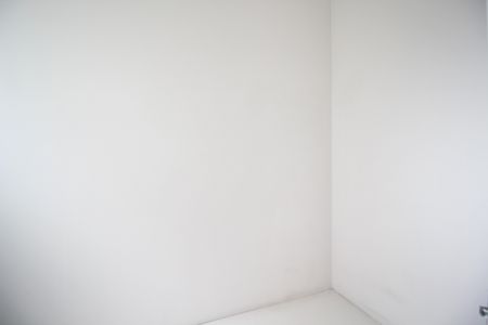 Apartamento à venda com 168m², 2 quartos e 3 vagas Apartamento à venda com 168m², 2 quartos e 3 vagasQuarto de Serviço