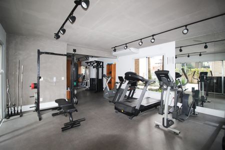 Apartamento à venda com 168m², 2 quartos e 3 vagas Apartamento à venda com 168m², 2 quartos e 3 vagasÁrea comum - Academia