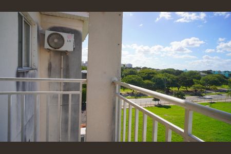 Varanda da Sala de apartamento para alugar com 2 quartos, 54m² em Humaitá, Porto Alegre