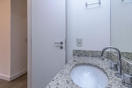 Apartamento para alugar com 76m², 2 quartos e 2 vagasbanheiro na suíte_4