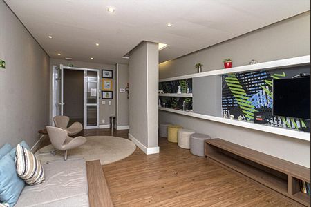 Apartamento para alugar com 76m², 2 quartos e 2 vagassala de vídeo_3