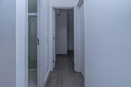 Apartamento para alugar com 76m², 2 quartos e 2 vagascorredor para os cômodos_1