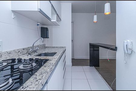 Apartamento para alugar com 76m², 2 quartos e 2 vagascozinha_3