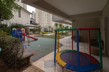 Apartamento para alugar com 76m², 2 quartos e 2 vagasplay ground_3