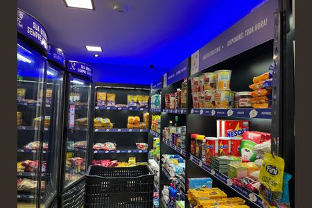 Apartamento para alugar com 36m², 2 quartos e sem vagaMinimercado