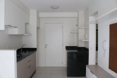 Apartamento para alugar com 36m², 2 quartos e sem vagaSala e Cozinha Integrada