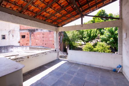 Casa para alugar com 250m², 4 quartos e 1 vaga Casa para alugar com 250m², 4 quartos e 1 vagaTerraço