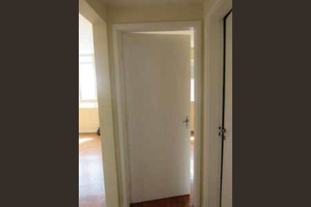 Apartamento à venda com 64m², 2 quartos e sem vagaCorredor